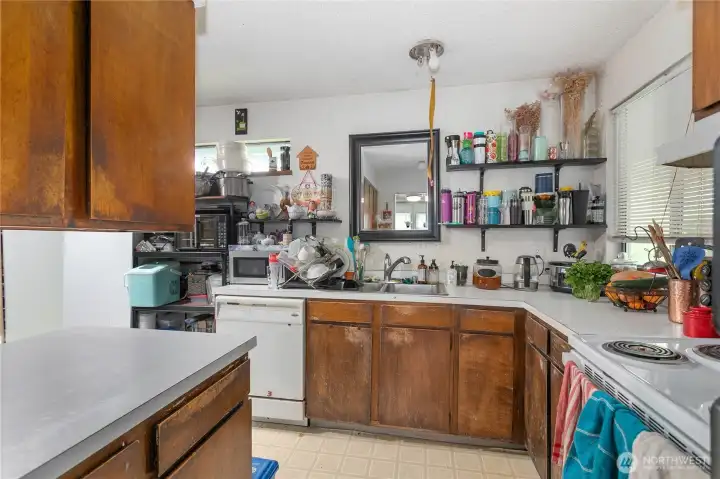 2701 Kitchen
