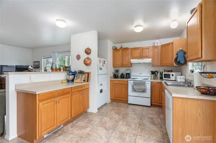 2705 Kitchen