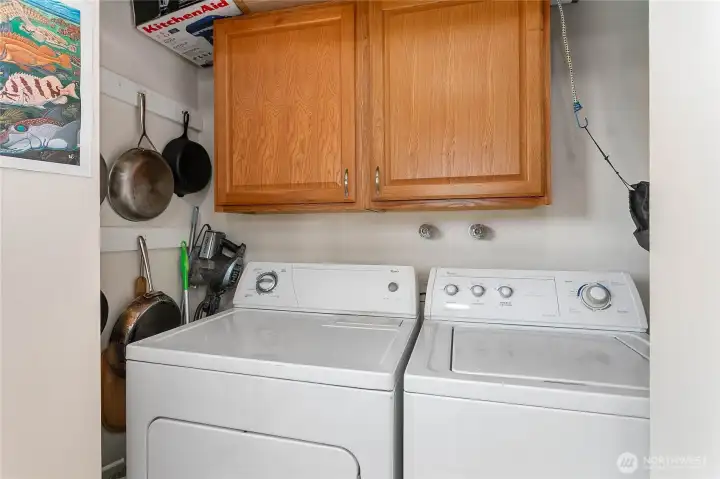 2705 Washer & Dryer