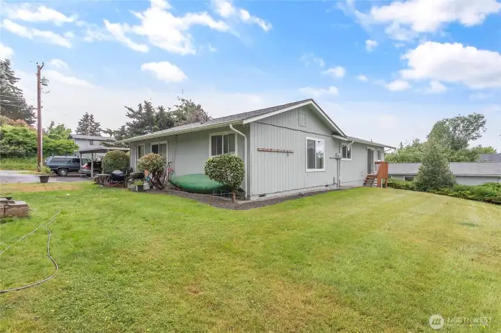 2709 Back Yard