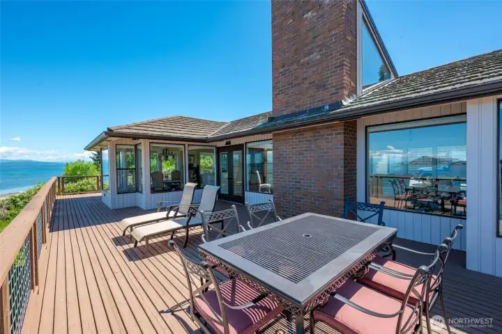Imagine entertaining family and friends.