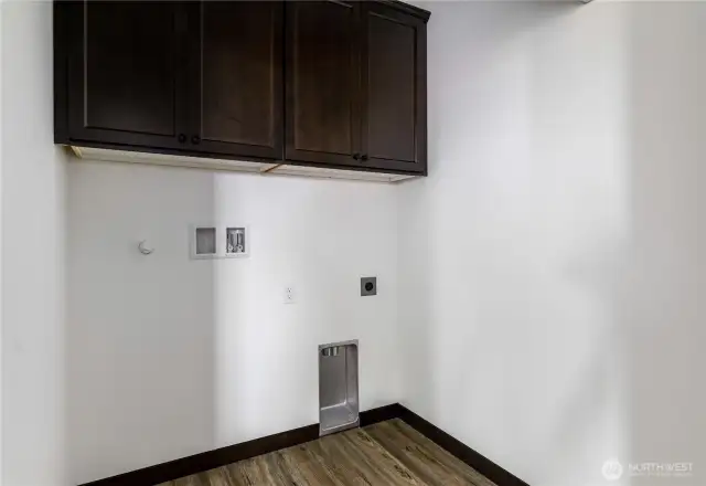 Photo of a similar home in the neighborhood by the same builder