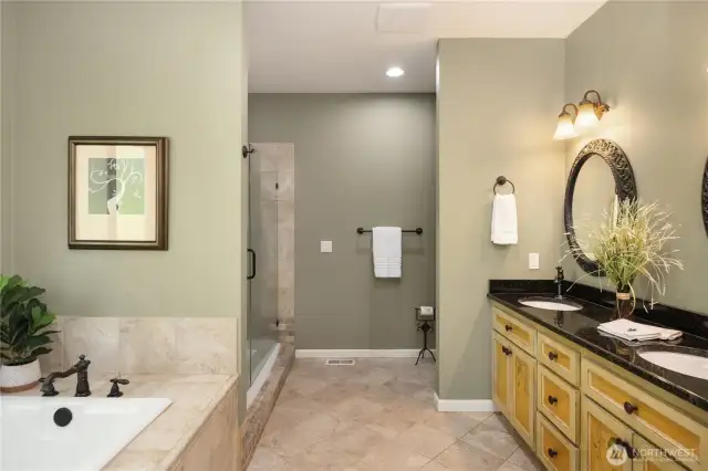 The travertine floors are timeless.