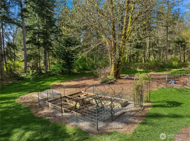 The garden space is ideal for all those fresh veggies.