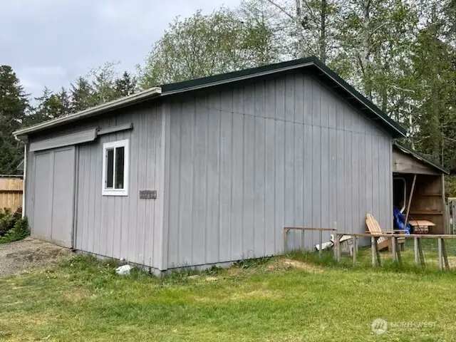 Garage/Shop