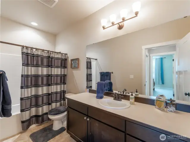 full bath daylight basement