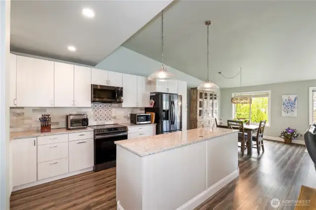 Fully remodeled kitchen, vaulted ceilings.