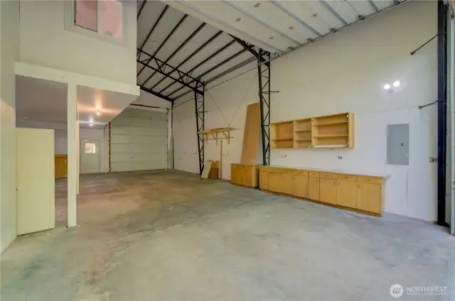 Shop w/Apartment