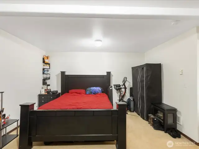 Bonus Room currently being used as 4th bedroom
