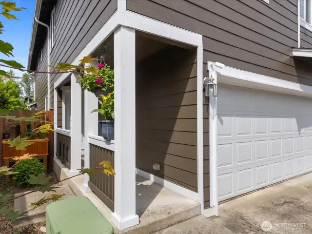 Rear covered entry/porch