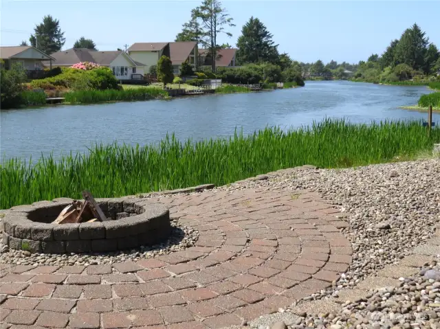 BRING YOUR CHAIRS OR BENCHES TO ENJOY THE FIRE PIT DURING COOL BEACHY EVENINGS OUTDOORS!