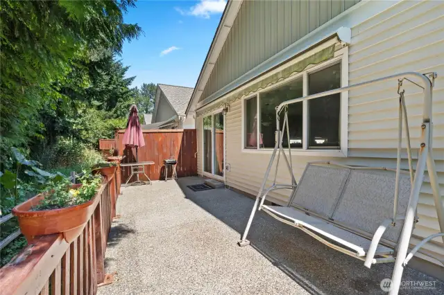 Step out back to a private yard with no rear neighbors—just peaceful greenbelt views.