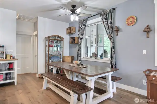 dining area , laundry off of kitchen