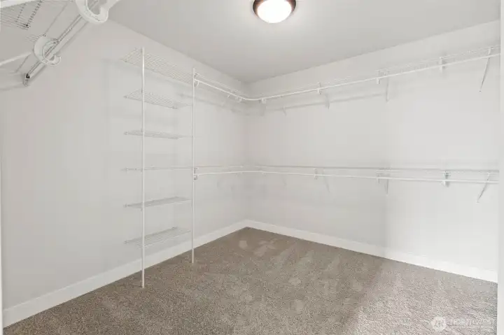 Picture of previously built home in community and is for illustrational purposes only. Actual plans and spec will vary. Some features shown are upgrades.