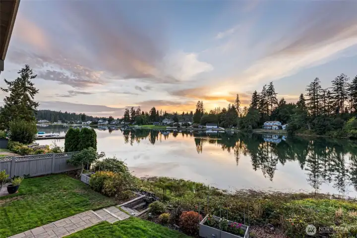 70' of Low Bank Waterfront