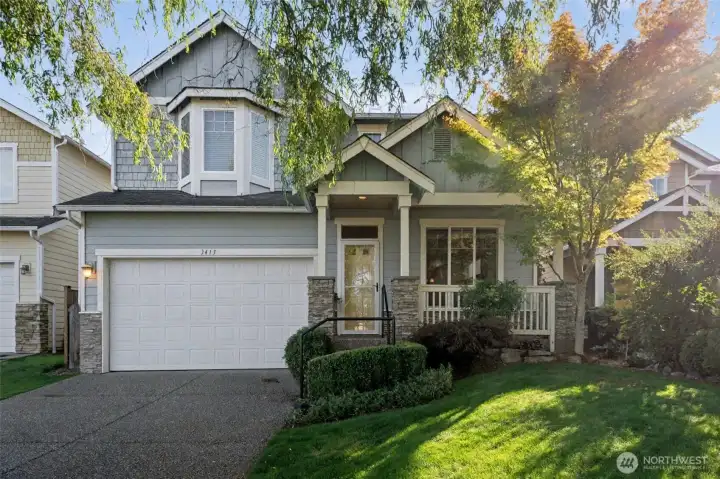 Tucked in a quiet cul-de-sac, this warm, traditional 4-bed, 2.5-bath home in highly sought-after Northshore SD offers the perfect blend of comfort & convenience.