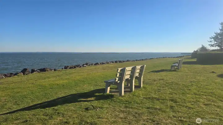 Community Club Bayshore Clubhouse Park