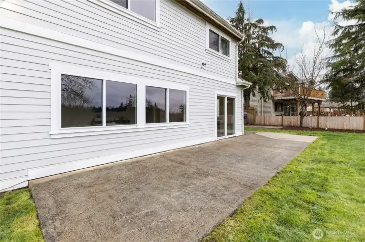 Extended patio off the dining room