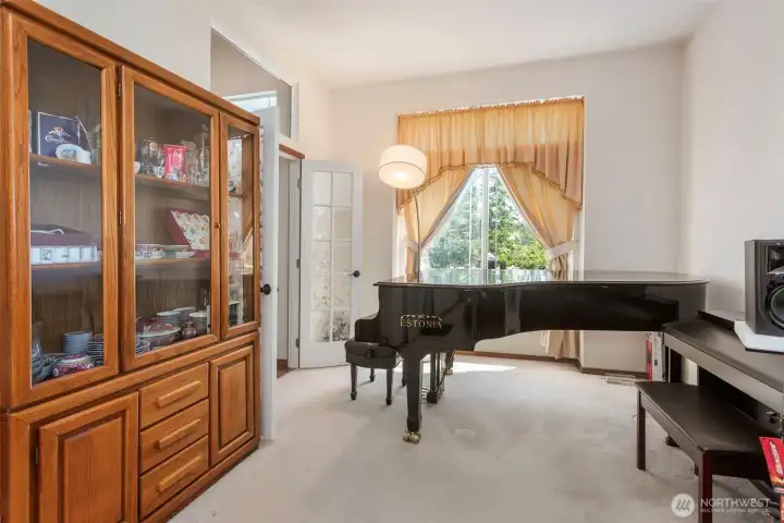 Formal Living/Dining Room