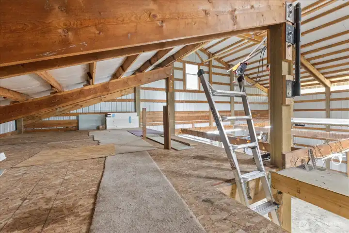 Additional storage on second level, potential to add more