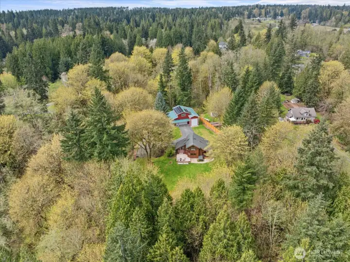 Private 5 acres in prime location!