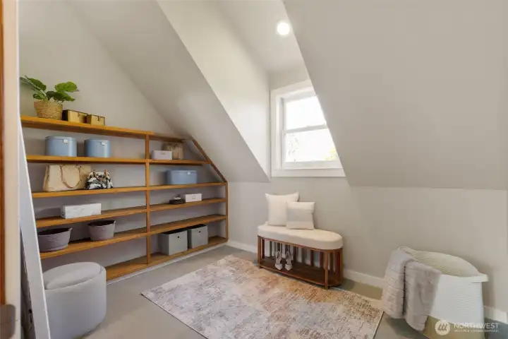 Wonderful extra space in Den