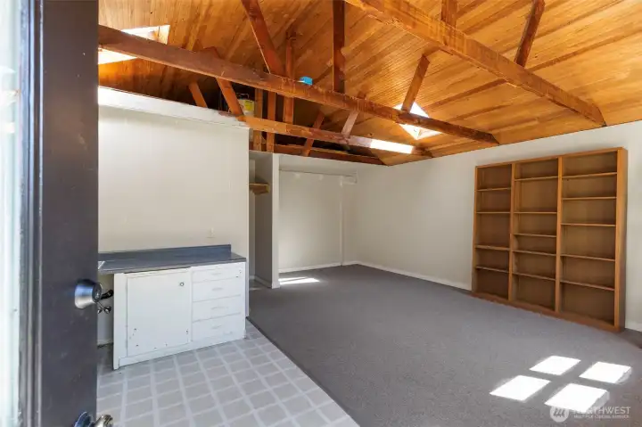 Bonus Studio for flex-use