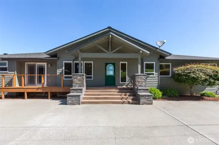 Northwest style details