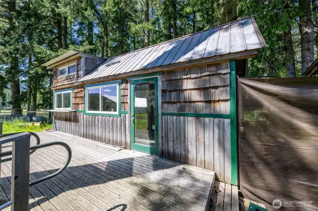 Additional Outbuildings for Storage or Hobbies!