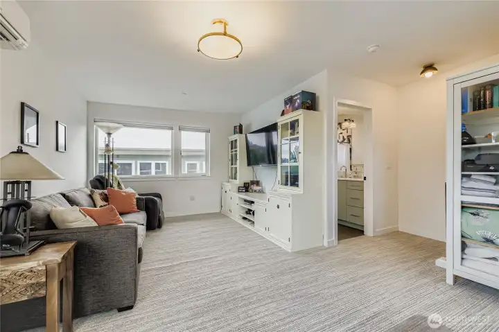 Level 4 flex space- Or 4th bedroom