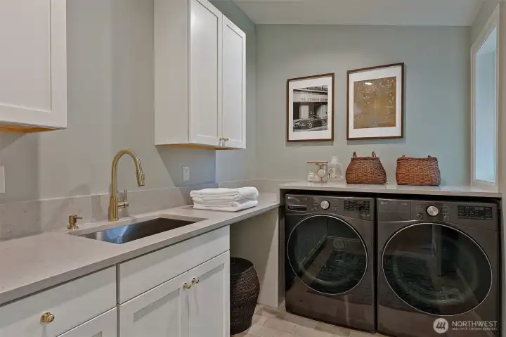 Upper level laundry means no hauling baskets of clothes up and down the stairs!