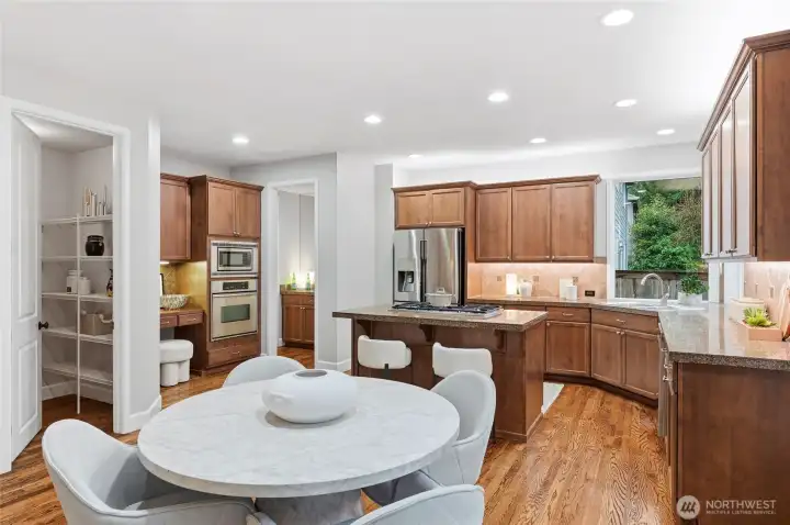 Walk-in pantry, center island. Everything you could hope for!