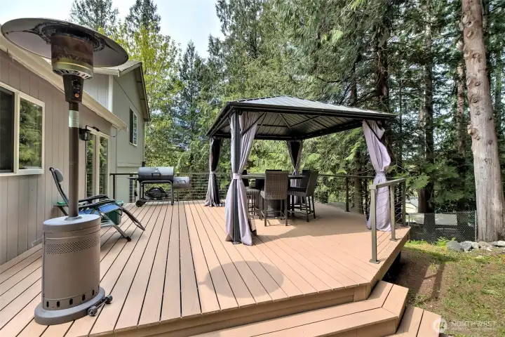 Great back deck!