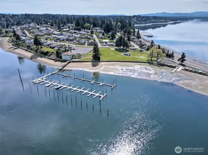 Carlyon Beach private community beach, dock, and boat launch.