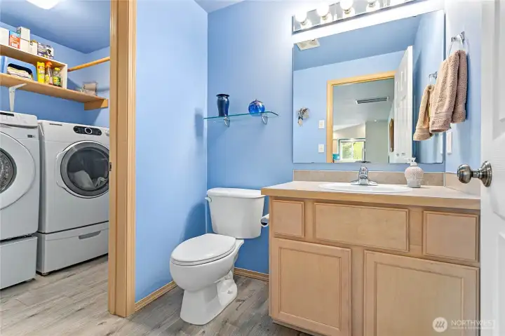 Main floor bath & utility room