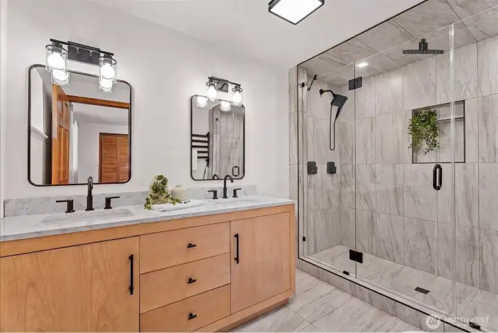 Primary Bathroom - Heated floors, Towel warmer, tile shower with dual shower heads