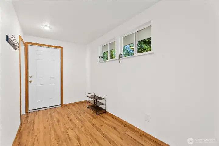 Large hallway between bedroom and bonus room - install a kitchen or extra storage