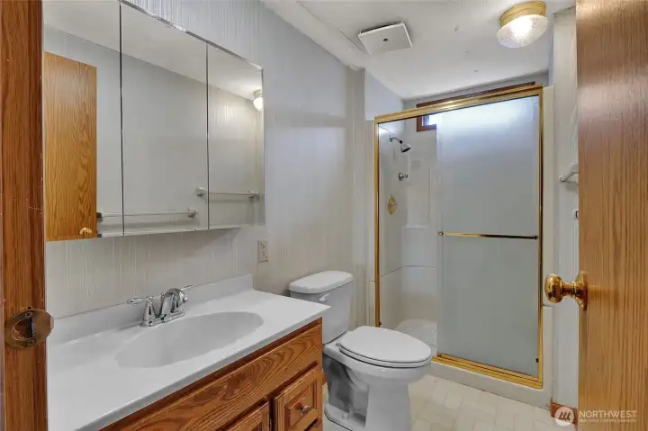 Main bathroom with all the necessary components, including the second shower in the  home.