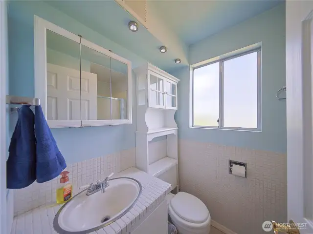 3/4 Bath  across from Office/4th bedroom