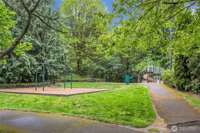Winslow is adjacent to Mill Creek's Nickel Creek Park, with sport court and playground, and nature pathways to a forest-surrounded pond.