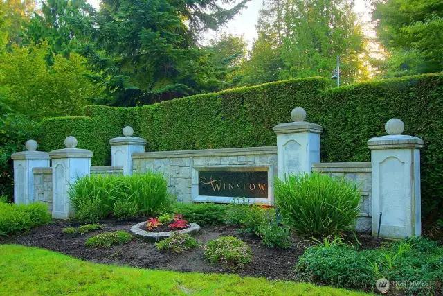 Winslow is adjacent to Mill Creek's Nickel Creek Park, with sport court and playground, and nature pathways to a forest-surrounded pond.