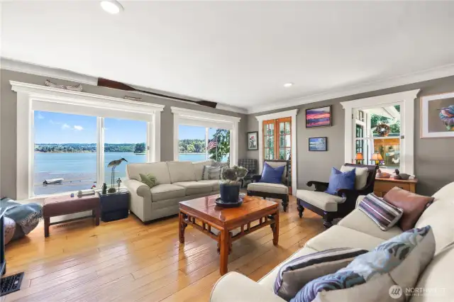 You will have amazing views in the spacious living area with the wall of windows to bathe the room with so much natural light.