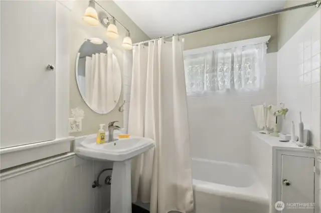 Main bath.