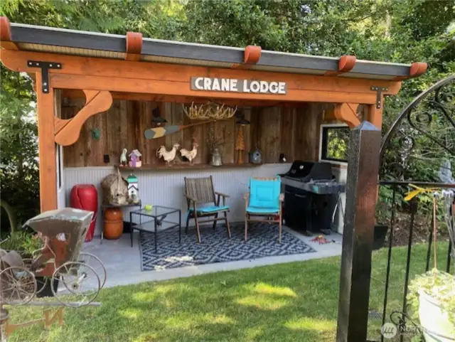 The Crane Lodge!