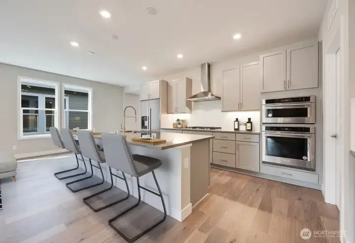 VS Eat In Kitchen Double Oven