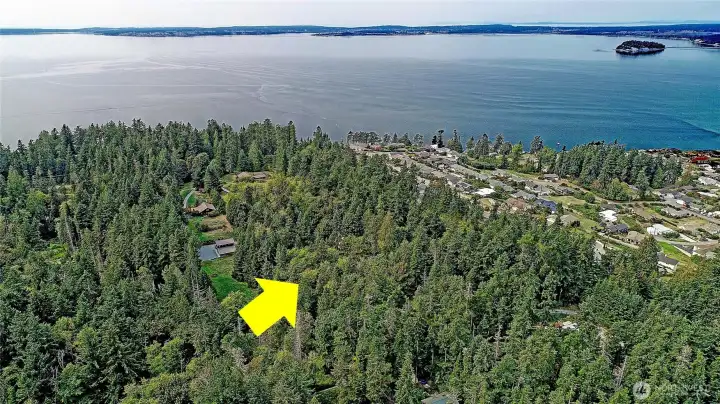 Aerial photo of approx. three lots