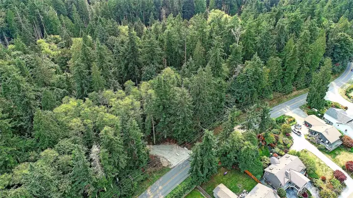 Aerial photo of approx. three lots and access