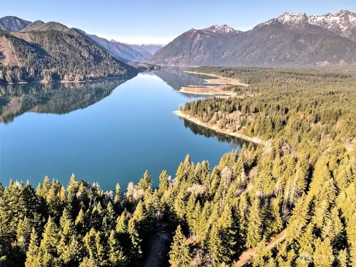 Tons of hiking trails.