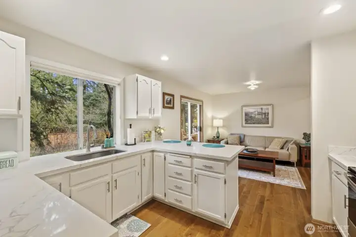This delightful kitchen is sure to please any chef!