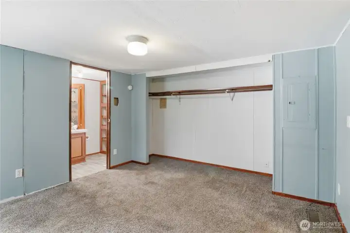 Main bedroom with large closet and main bathroom